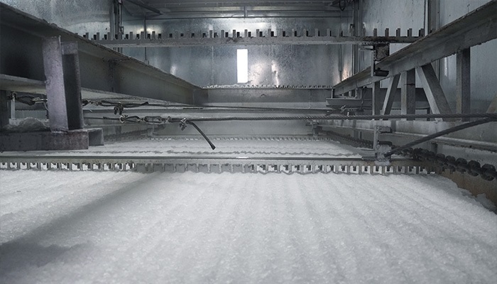 máquina de gelo em flocos com sistema de ancinho de gelo